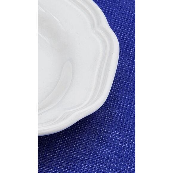 Mikasa French Countryside White Gravy Boat and Underplate F 9000 SHIPS FAST - Picture 13 of 16